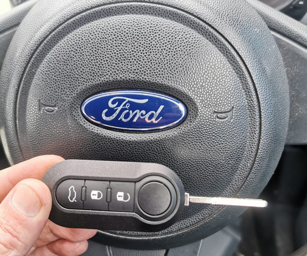 LOST CAR KEYS LANCASTER